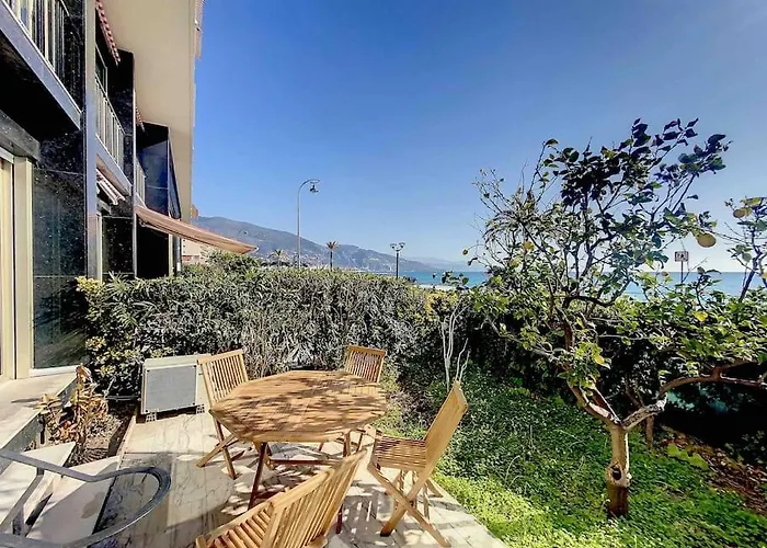 Menton Cap Martin Monaco Face